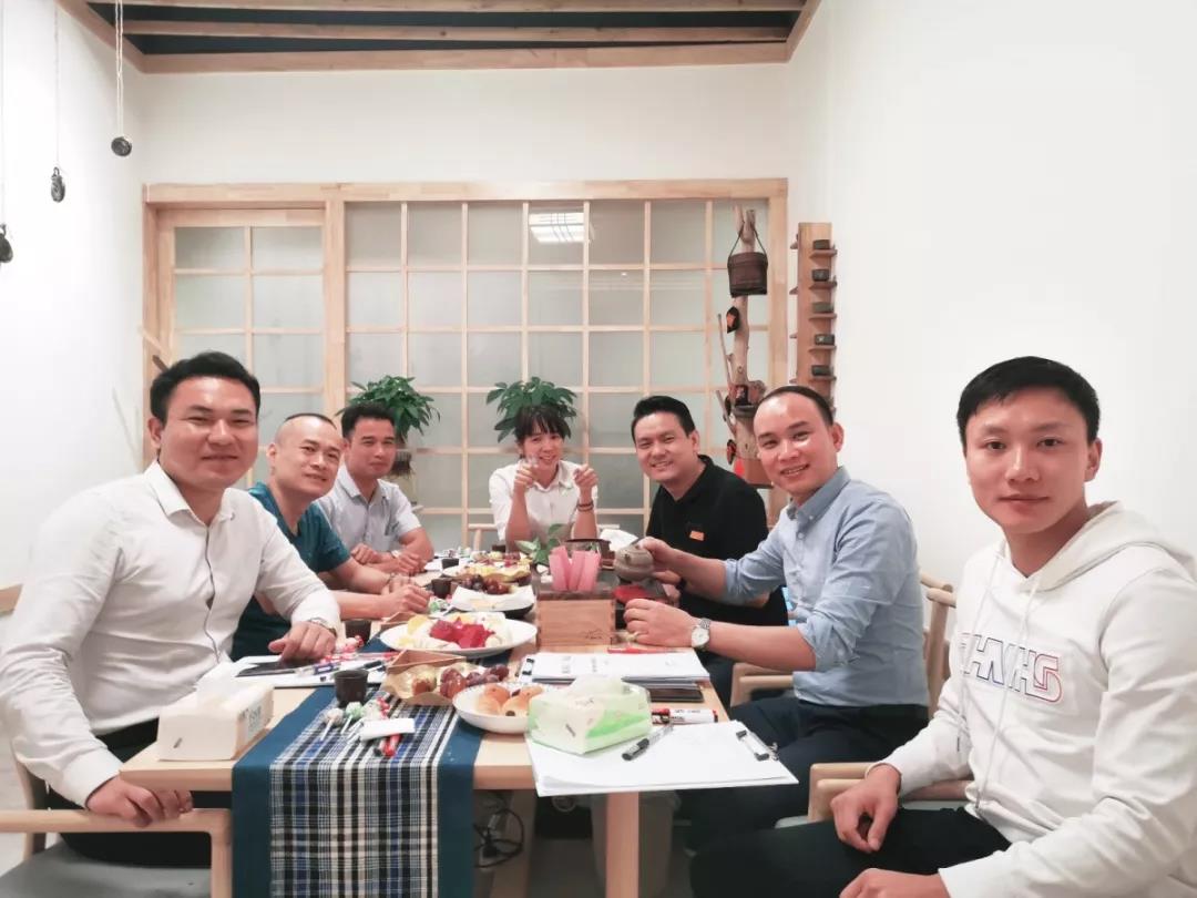 工程、材料中心管理層“裸心會”丨茶短情長，一場來自心靈的對話！